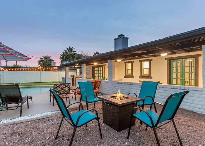 Holiday home Old Town Oasis Wheated Pool, Hot Tub, & Fire Pit