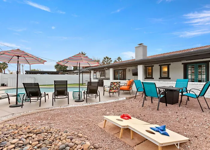 Old Town Oasis Wheated Pool, Hot Tub, & Fire Pit * Scottsdale