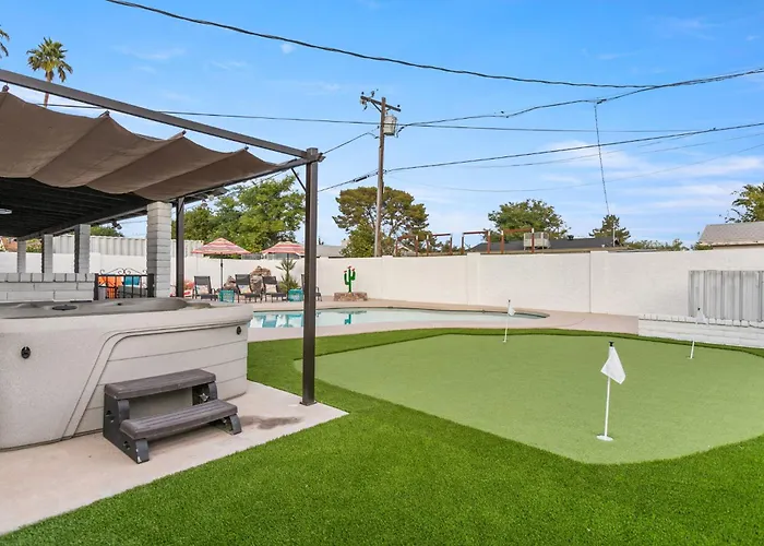 Holiday home Old Town Oasis Wheated Pool, Hot Tub, & Fire Pit